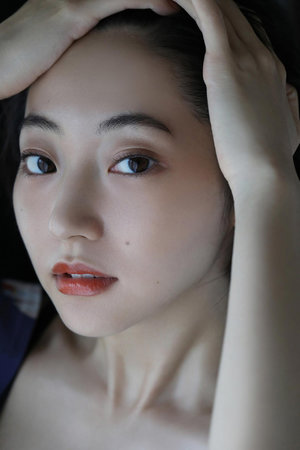 西西人休艺术网 界面截图